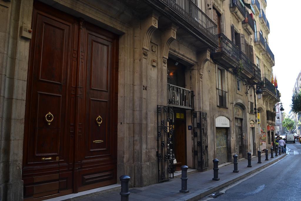 Blue Hostel Barcelona Exterior photo